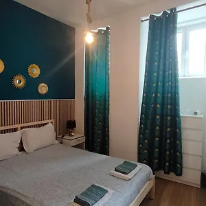  Apartment Cozy Flat At
